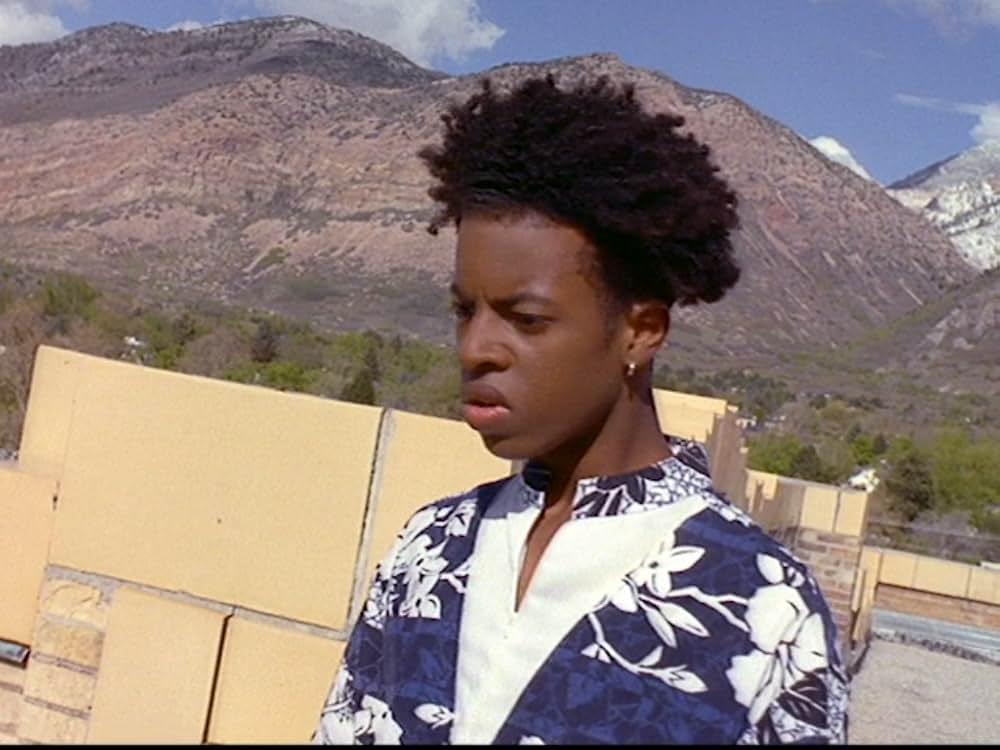 ベッドの下はふしぎの国の画像