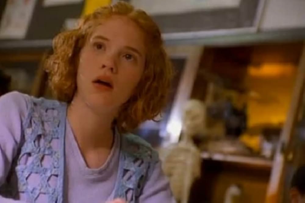 ベッドの下はふしぎの国の画像