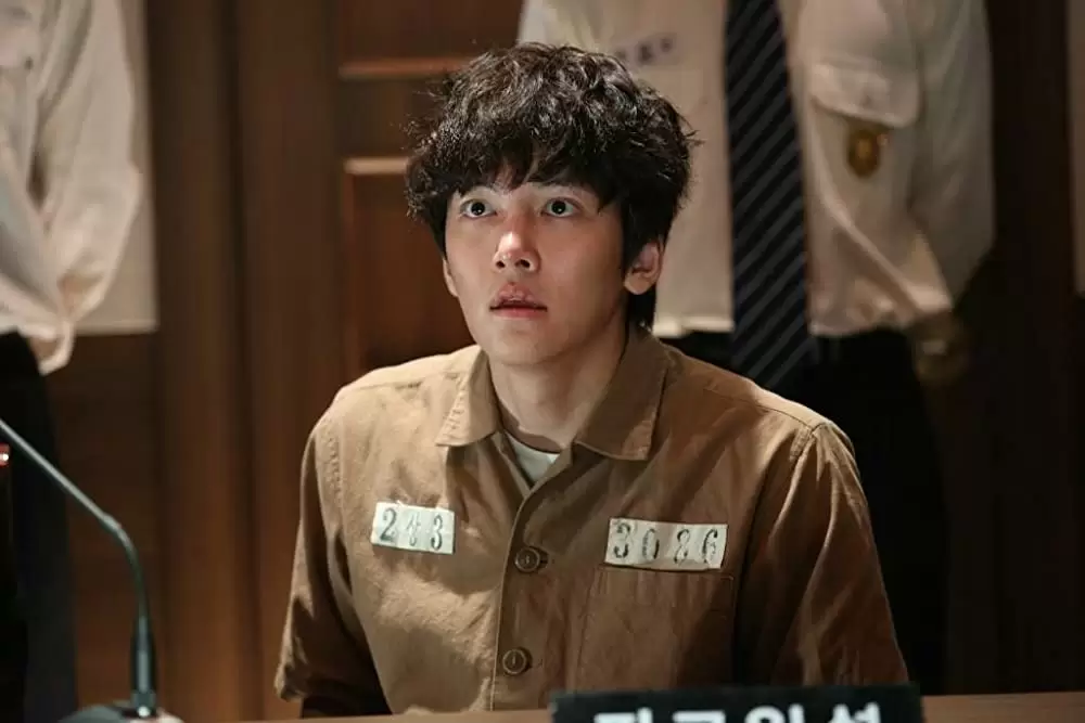 操作された都市の画像