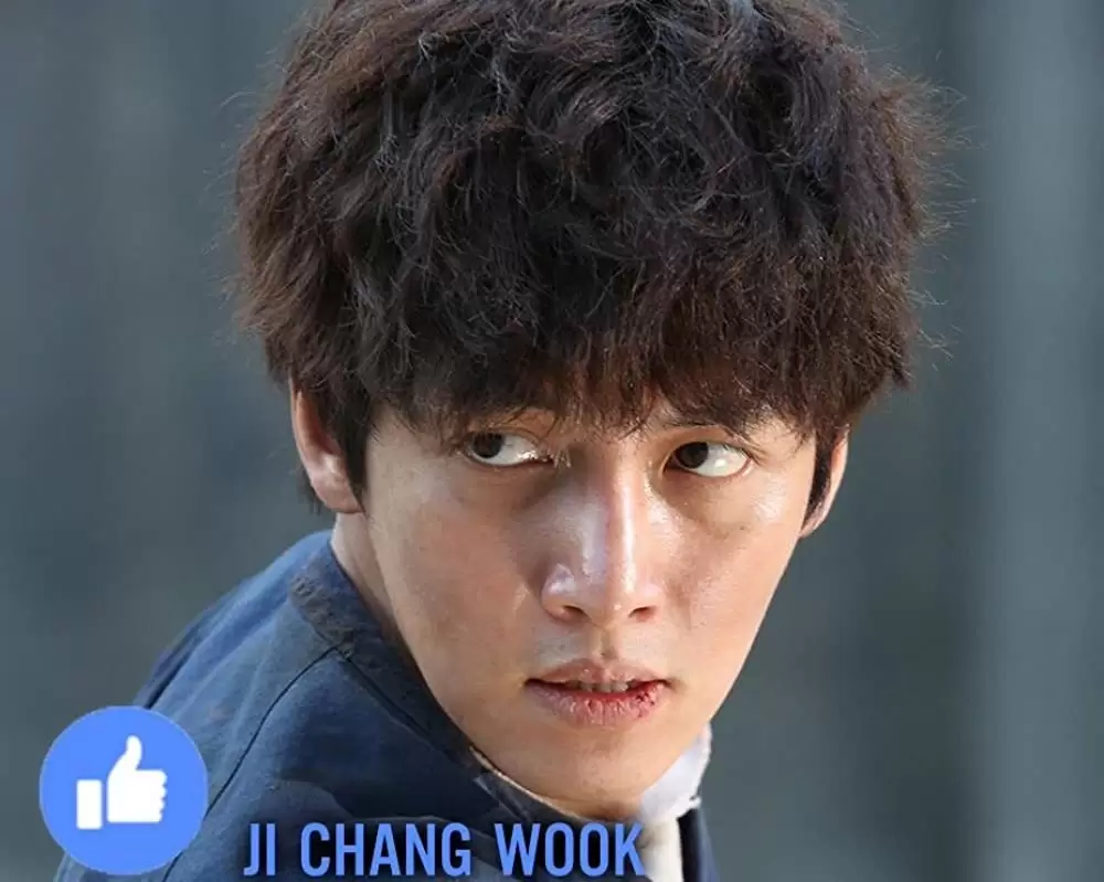 操作された都市の画像