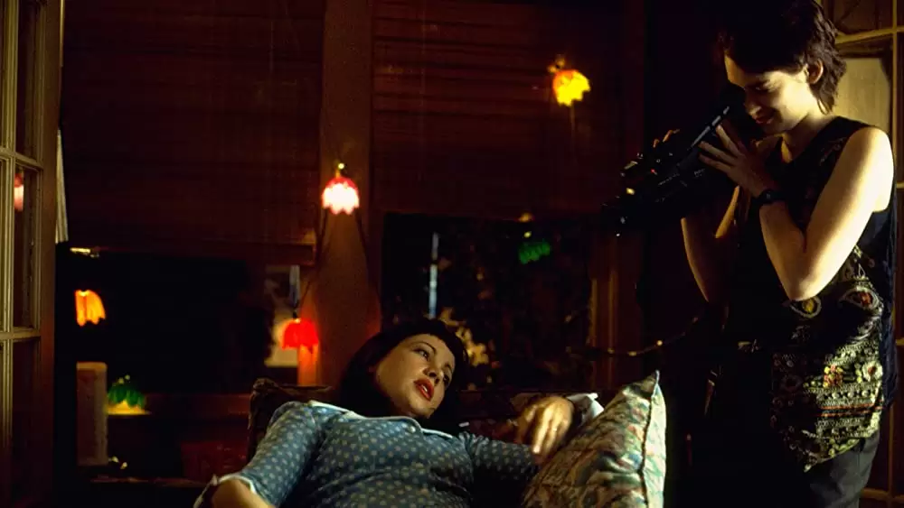 「リアリティ・バイツ」ウィノナ・ライダー & ジャニーン・ガロファローの画像