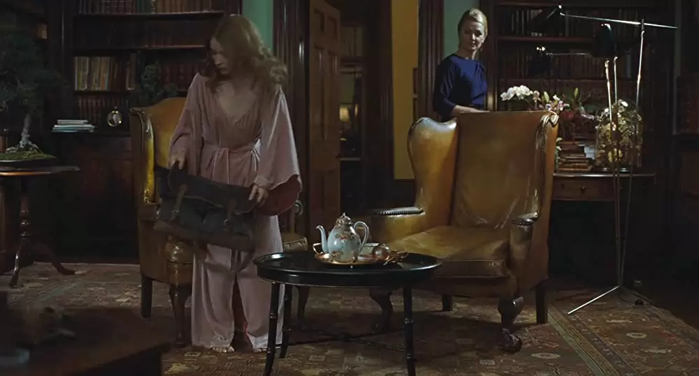 「スリーピング ビューティー 禁断の悦び」レイチェル・ブレイク & エミリー・ブラウニングの画像