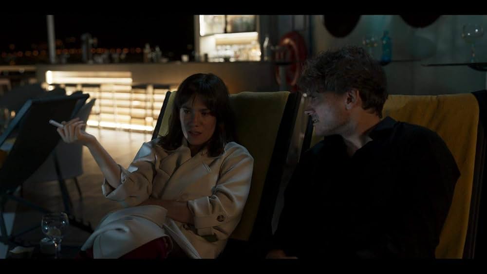 満たされたい欲望 裸の情事の写真