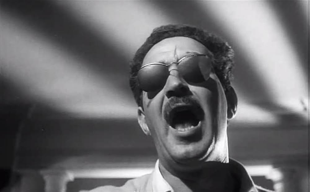 Faces in the Dark（原題）の画像