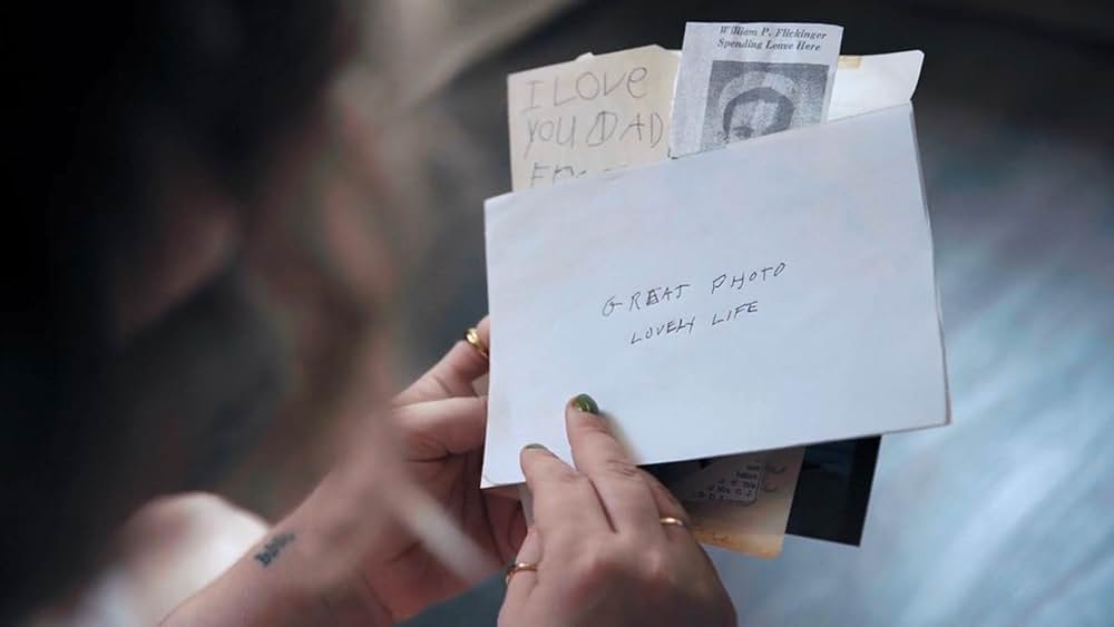 GREAT PHOTO, LOVELY LIFE / 小児性愛者の祖父を持っての画像