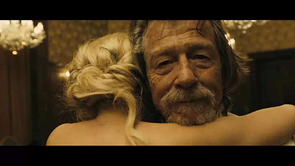 「メランコリア」キルステン・ダンスト & ジョン・ハートの画像