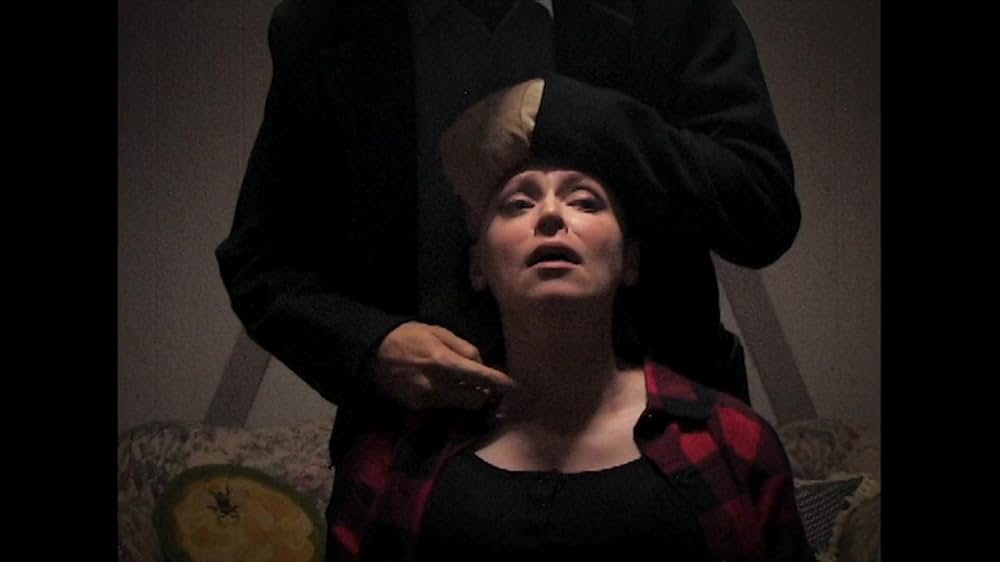 Man Finds Tape（原題）の画像