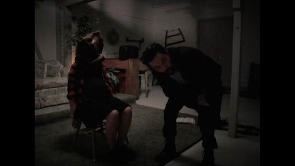 Man Finds Tape（原題）の画像