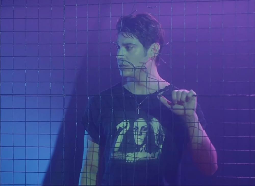 Hideous（原題）の画像