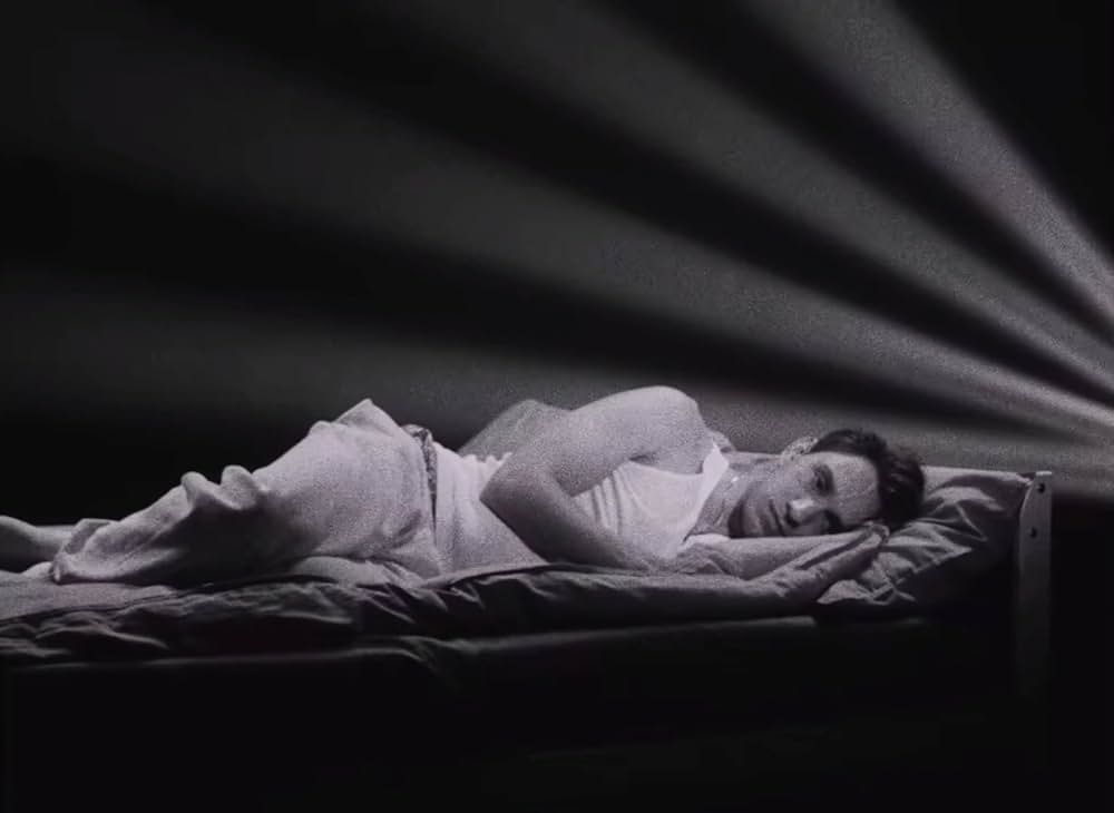 Hideous（原題）の写真