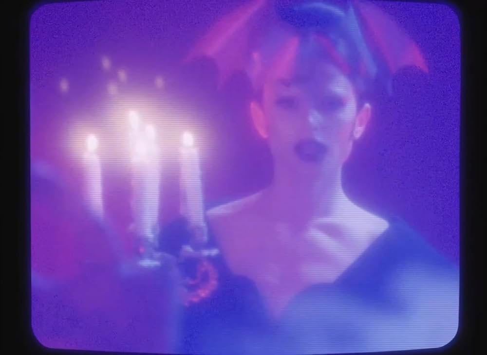 Hideous（原題）の画像