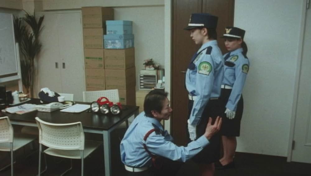 女警備員 まさぐり巡回の画像