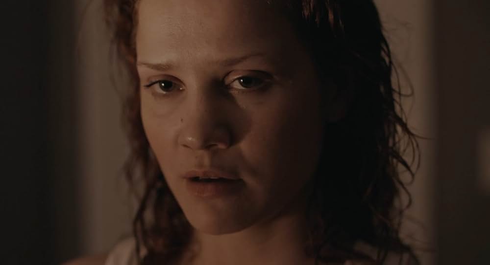 Aviva（原題）の画像