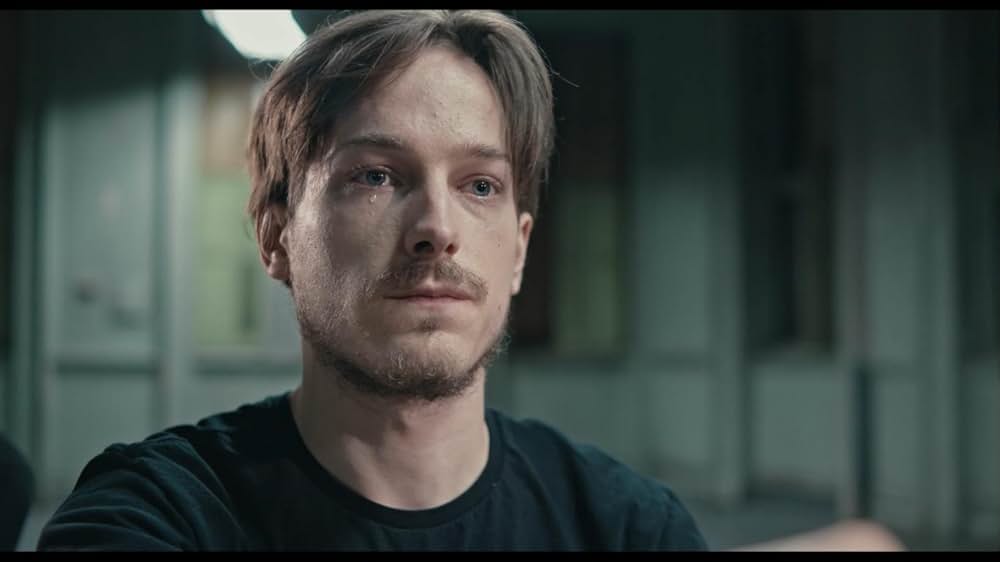 Aviva（原題）の画像