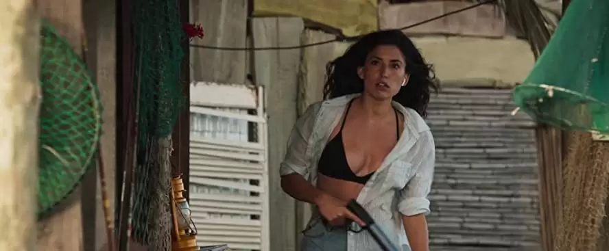 「ディープ・ブルー3」タニア・レイモンドの画像