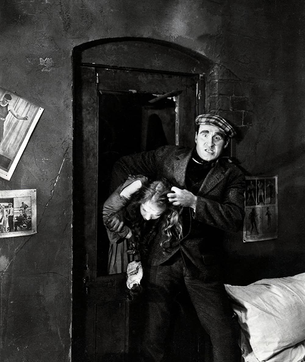 散り行く花の画像