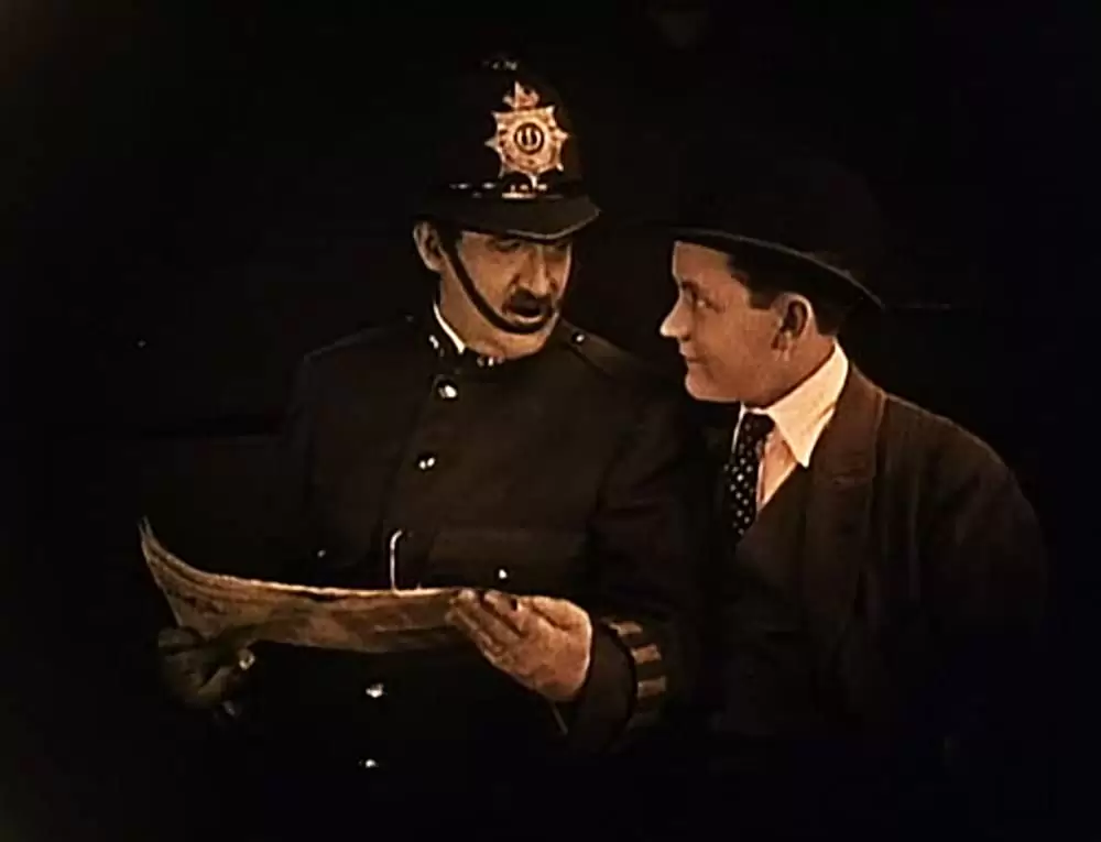 散り行く花の画像