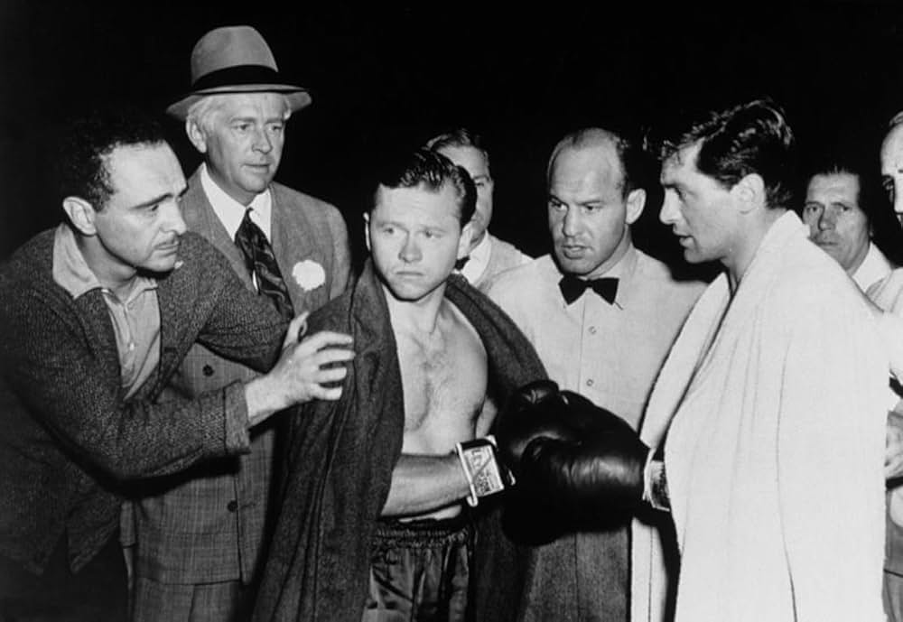 必殺の右パンチの画像