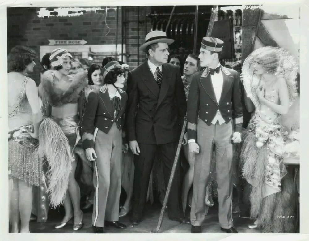 エロ大行進の写真