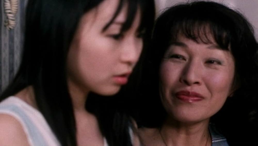 新婚妻の性欲 求める白い肌の画像