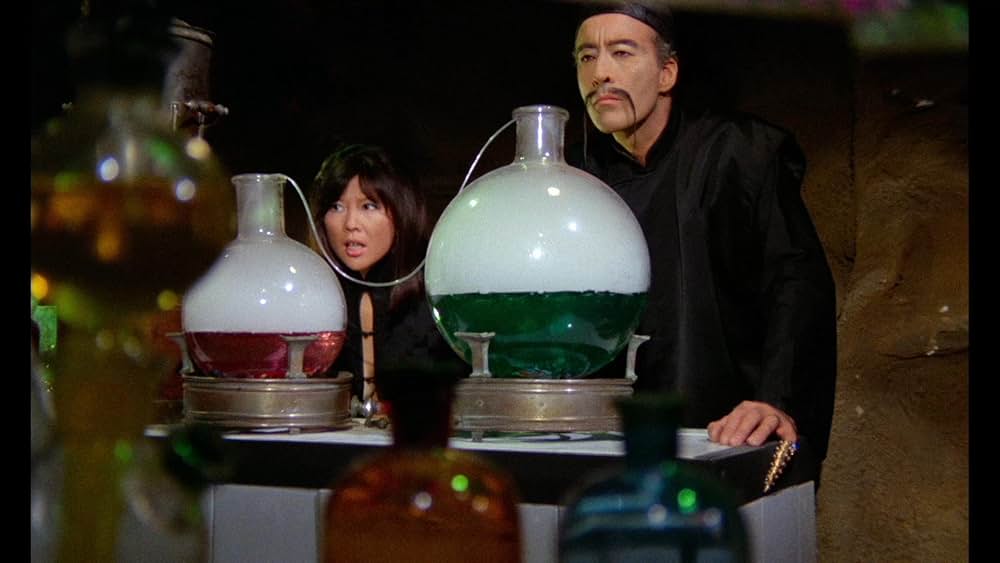 The Castle of Fu Manchu（原題）の画像