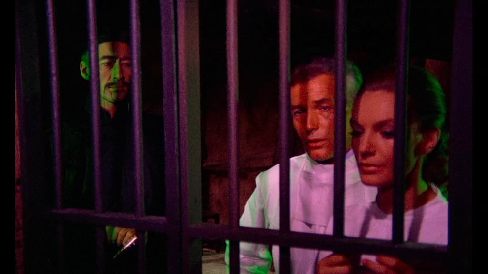 The Castle of Fu Manchu（原題）の画像