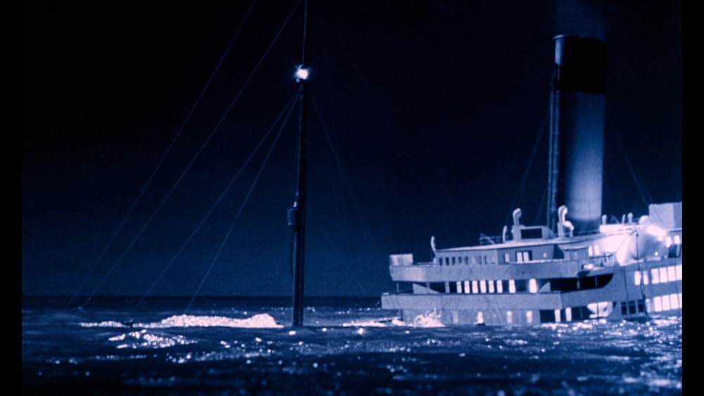 The Castle of Fu Manchu（原題）の画像