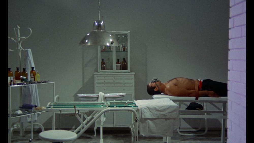 The Castle of Fu Manchu（原題）の写真