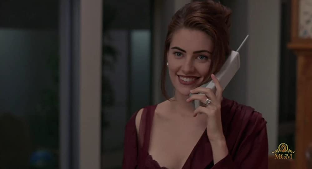 水曜日に抱かれる女の画像