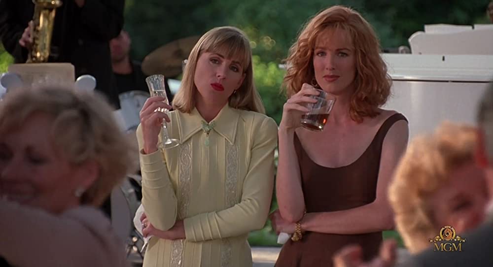 水曜日に抱かれる女の画像