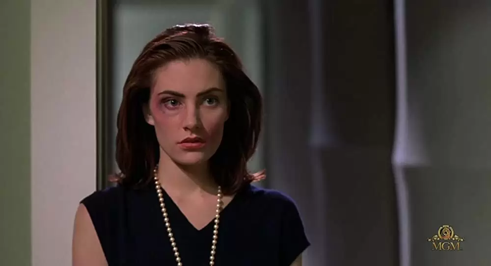 「水曜日に抱かれる女」メッチェン・アミックの画像