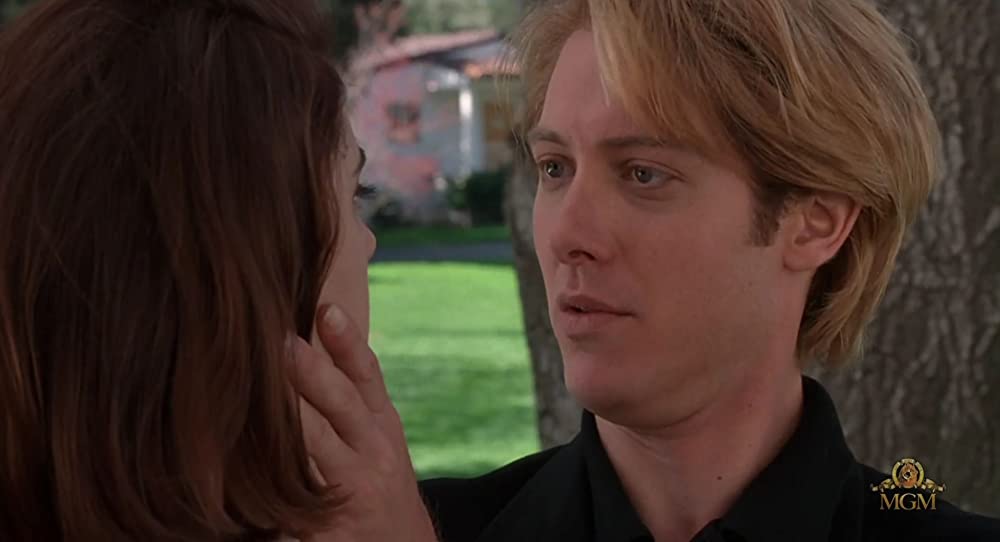 水曜日に抱かれる女の画像