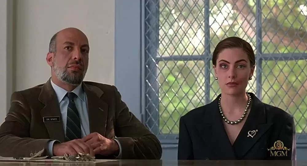 「水曜日に抱かれる女」メッチェン・アミック & エリック・アバリの画像