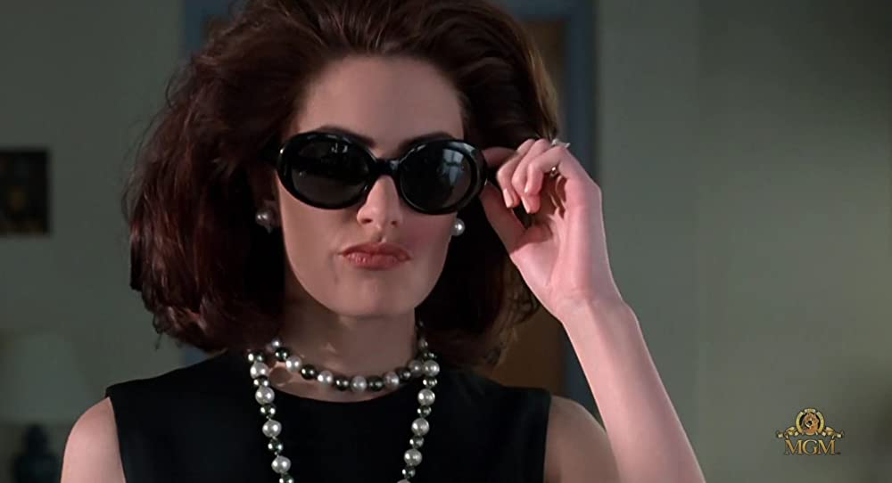 水曜日に抱かれる女の画像