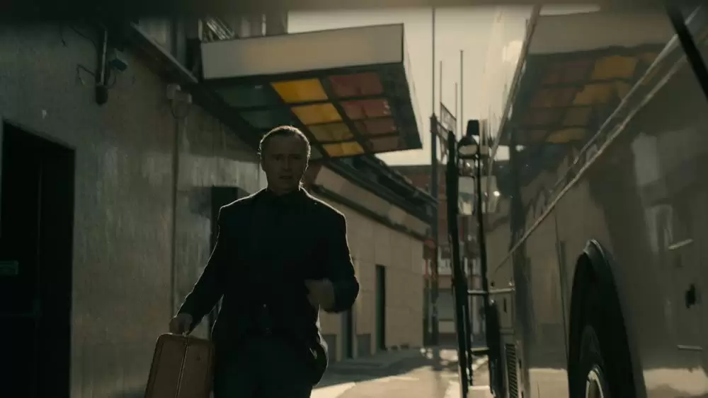 「バーニー・トムソンの殺人日記」ロバート・カーライルの画像