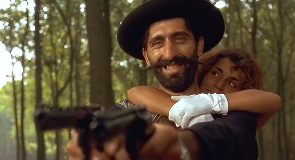 黒猫・白猫の画像