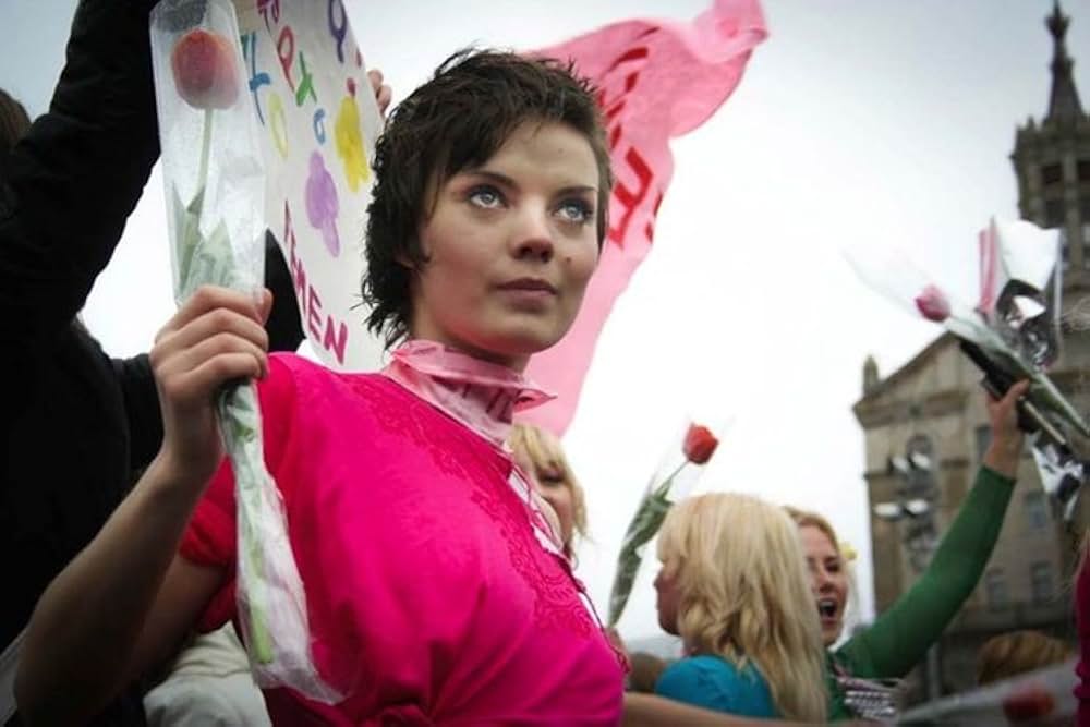 OXANA／裸の革命家・オクサナの写真