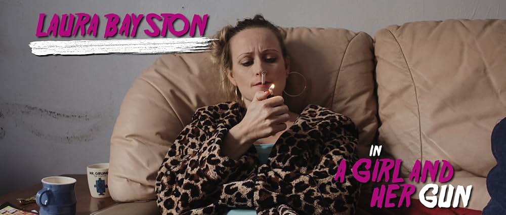 少女と拳銃の画像