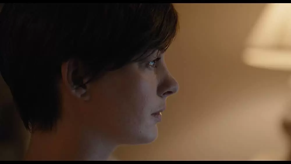 「ブルックリンの恋人たち」アン・ハサウェイの画像