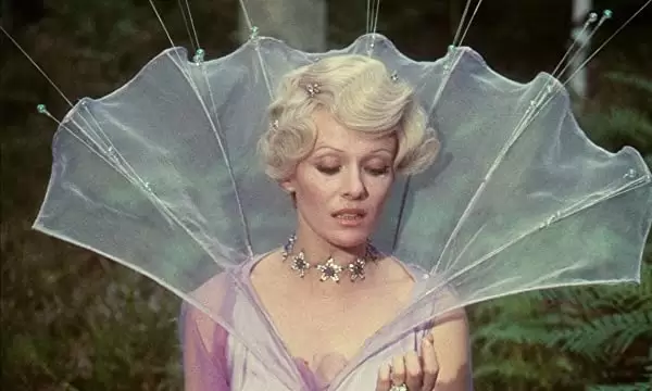 「ロバと王女」デルフィーヌ・セイリグの画像