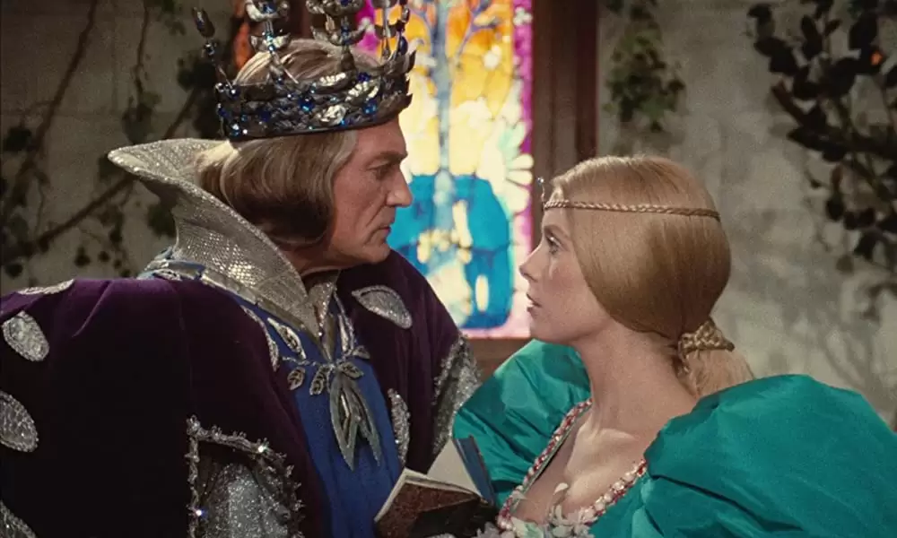 「ロバと王女」カトリーヌ・ドヌーブ & ジャン・マレーの画像