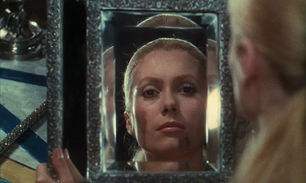 「ロバと王女」カトリーヌ・ドヌーブの画像