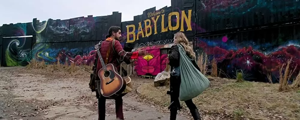 「ゾンビランド：ダブルタップ」アビゲイル・ブレスリン & アバン・ジョーギアの画像