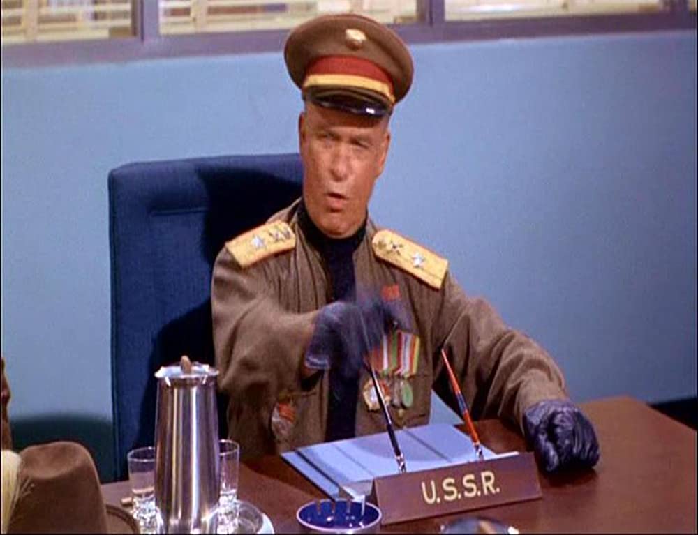 独身者と女学生の画像