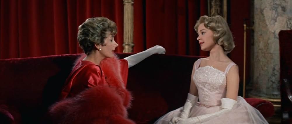 The Reluctant Debutante（原題）の画像