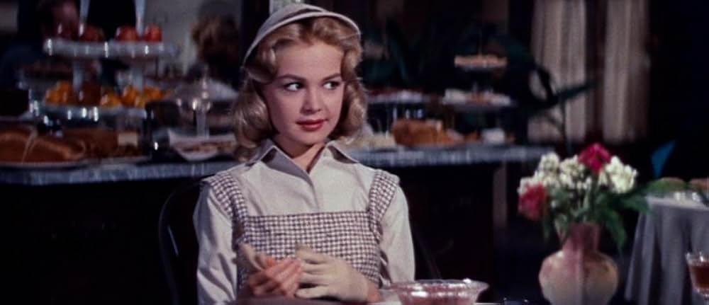 The Reluctant Debutante（原題）の画像