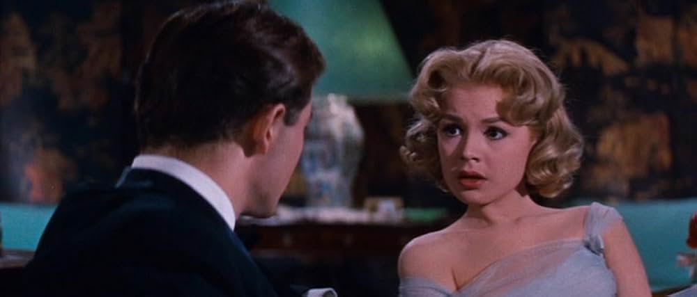 The Reluctant Debutante（原題）の画像