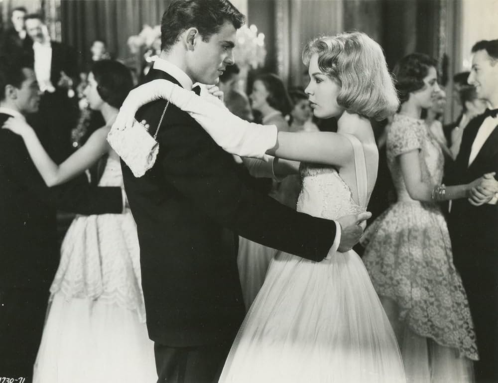 The Reluctant Debutante（原題）の画像