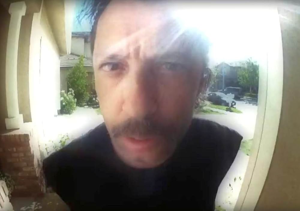 Stalked by My Neighbor（原題）の画像