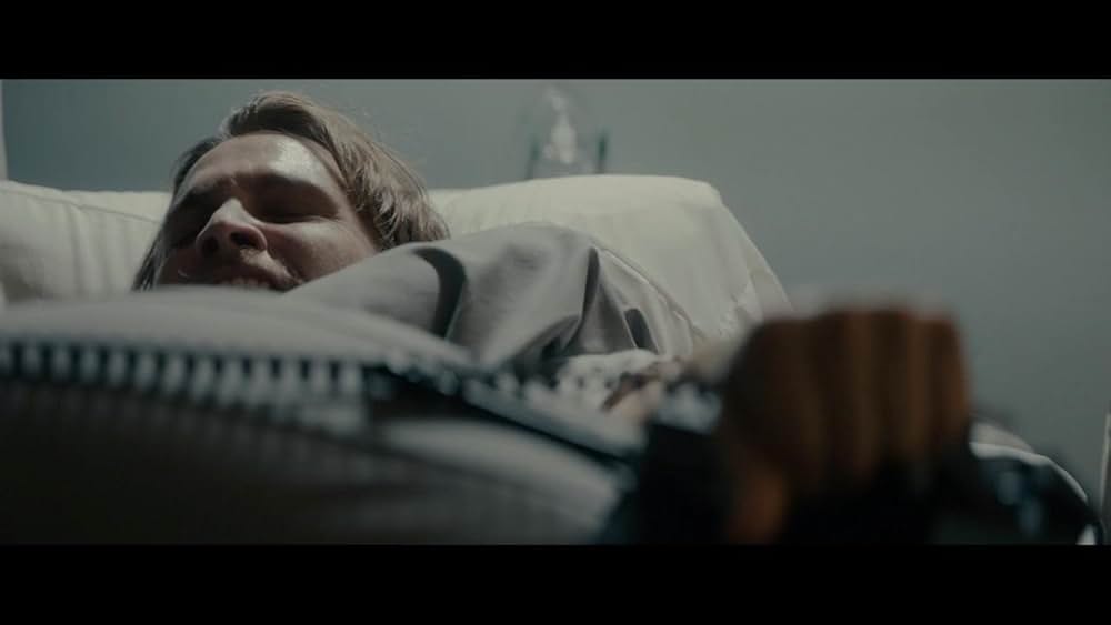 Into the Ashes（原題）の画像